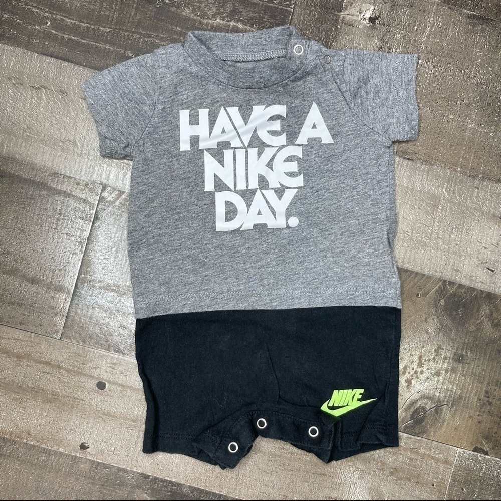 Nike Have A Nice Day Romper size 3 months